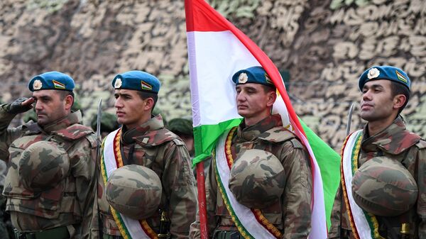 Военнослужащие армии Таджикистана - Sputnik Таджикистан