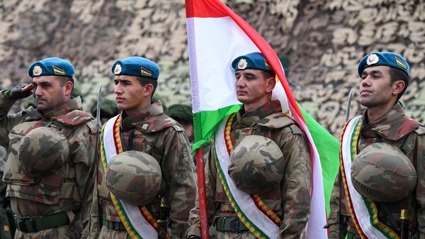 Военнослужащие армии Таджикистана - Sputnik Таджикистан