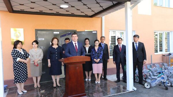 Преподаватели Национального университета Таджикистана получили жилье - Sputnik Таджикистан