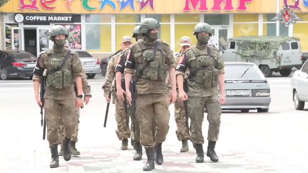 В Запорожской области создали отряды народного ополчения - видео - Sputnik Таджикистан