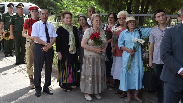В Душанбе прошел митинг- реквием, в честь погибших в Великой Отечественной войне - Sputnik Таджикистан