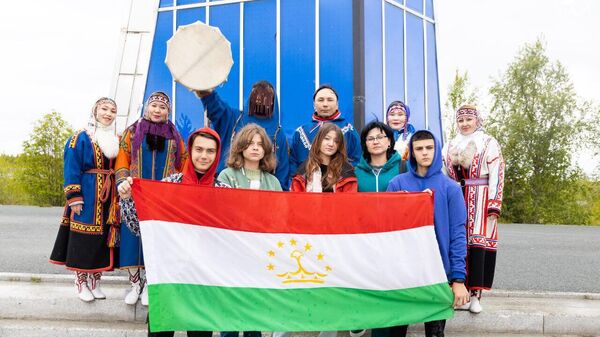 Школьники Худжанда посещают Ямал - Sputnik Таджикистан