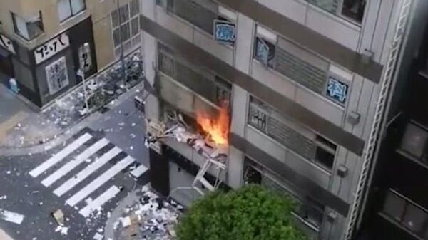 Четыре человека пострадали при взрыве в здании в центре Токио - Sputnik Тоҷикистон