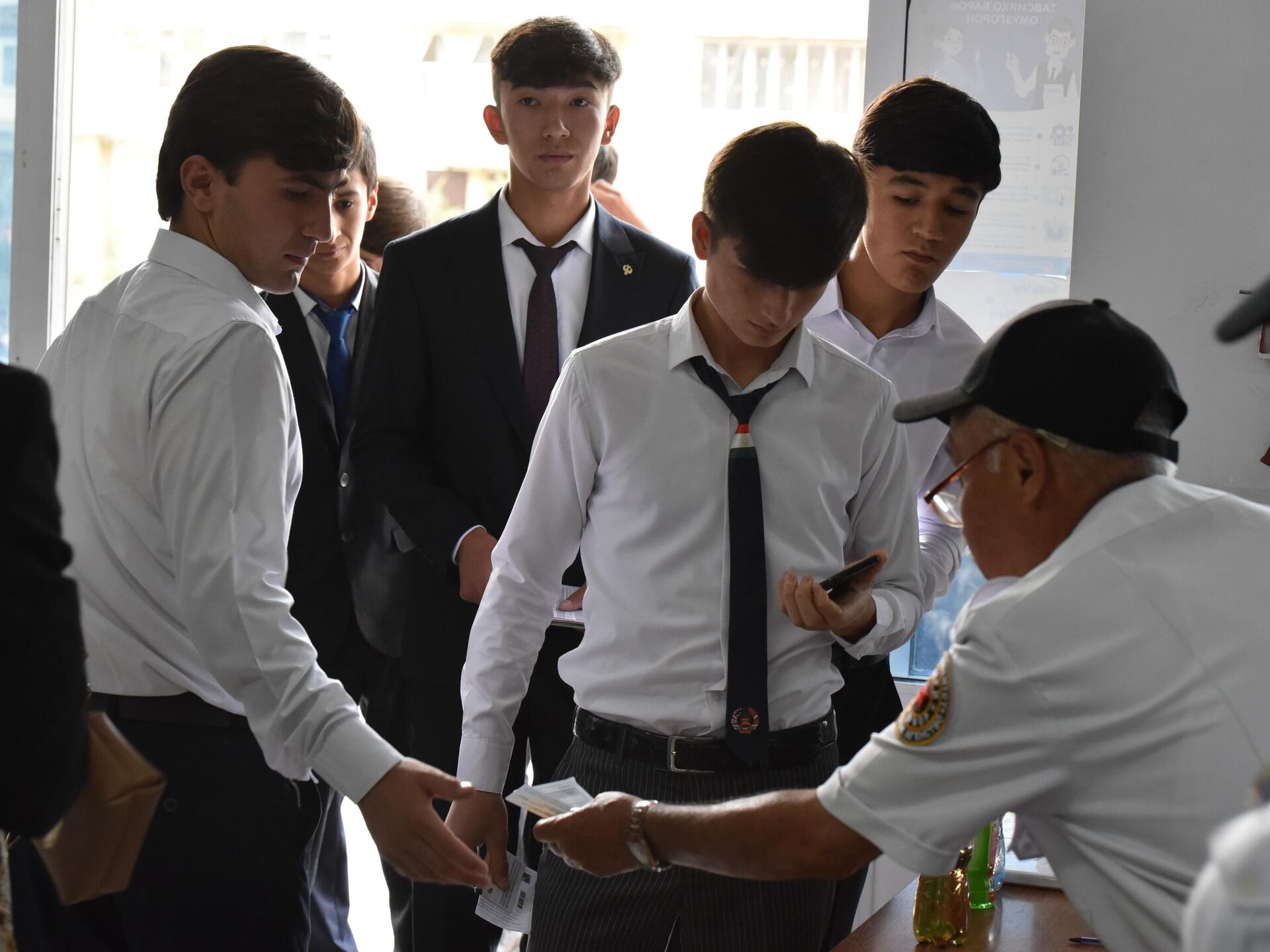 Абитуриенты Согда предпочитают получать образование в российских вузах