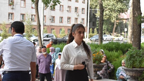 В Таджикистане проходят вступительные экзамены для абитуриентов - Sputnik Таджикистан