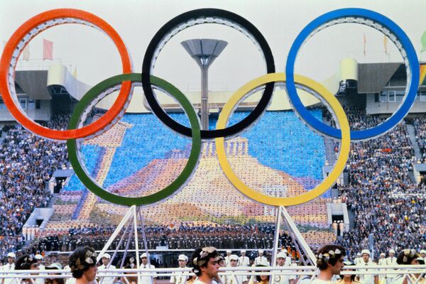 Церемония открытия Олимпиады-1980 в Москве. - Sputnik Таджикистан