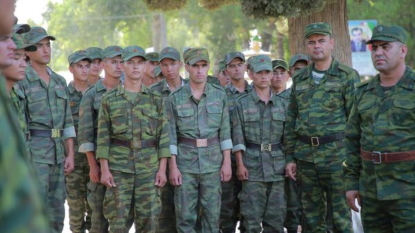 Военнослужащие в Хатлоне - Sputnik Таджикистан