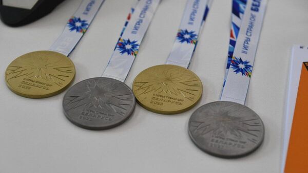Медали белорусских гимнасток на II Играх стран СНГ  - Sputnik Тоҷикистон