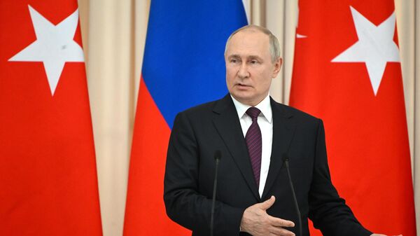 Президент РФ В. Путин провел переговоры с президентом Турции Р. Т. Эрдоганом - Sputnik Тоҷикистон