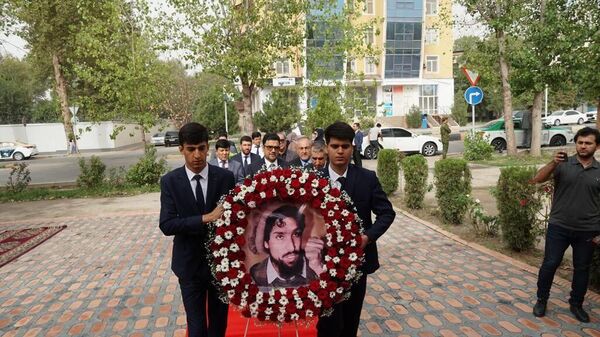 В Душанбе почтили память Ахмад Шаха Масуда - Sputnik Таджикистан
