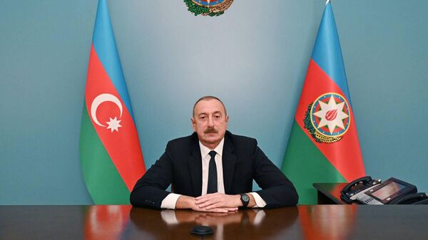 Президент Азербайджана Ильхам Алиев - Sputnik Таджикистан