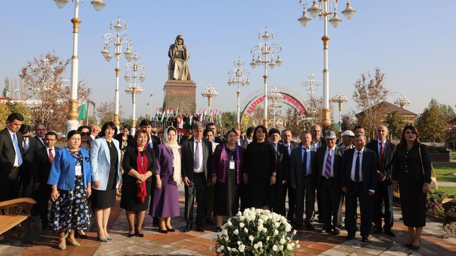 Ученые и писатели Таджикистана и Узбекистана встретились в Худжанде