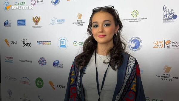 Нилуфар Азизова представила Таджикистан на международном конкурсе - Sputnik Таджикистан
