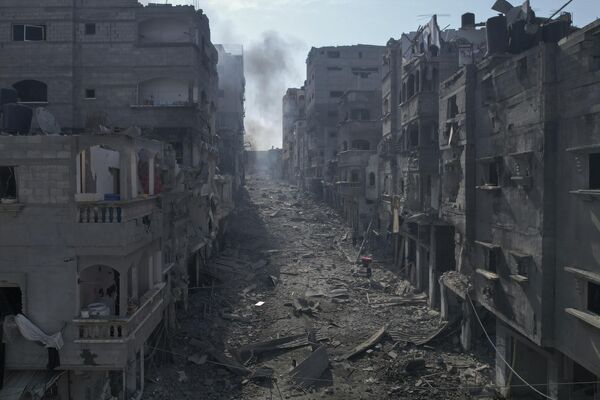 Разрушенные здания сектора Газа после авиаудара Израиля. - Sputnik Таджикистан