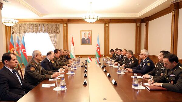 Делегация Минобороны Таджикистана на переговорах в Азербайджане - Sputnik Таджикистан