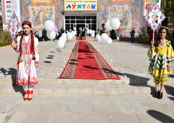 VII Международный фестиваль кукольных театров Чодари хаёл VII Международный фестиваль кукольных театров Чодари хаёл