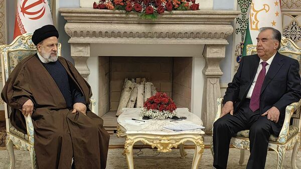 Президент Таджикистан Эмомали Рахмон и президент Ирана Ибрахим Раиси - Sputnik Таджикистан