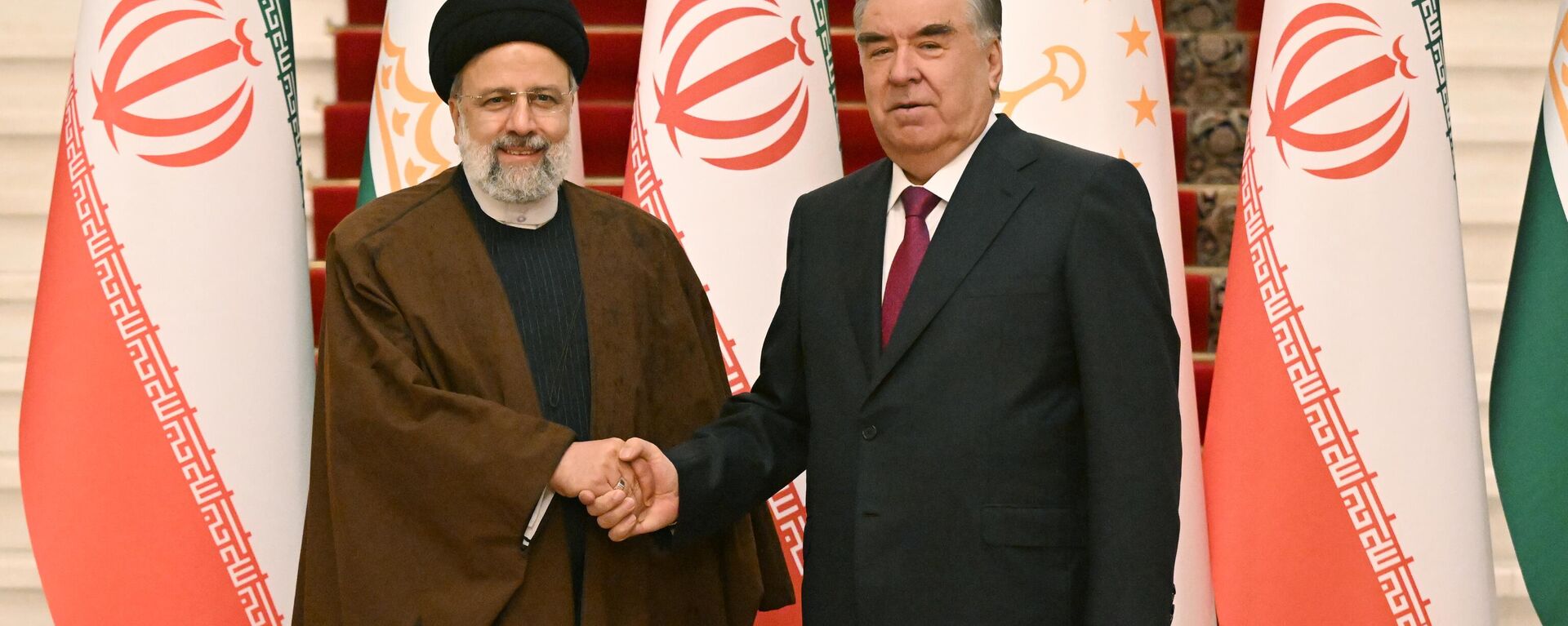 Президент Ирана Ибрахим Раиси и президент Таджикистана Эмомали Рахмон - Sputnik Таджикистан, 1920, 08.11.2023