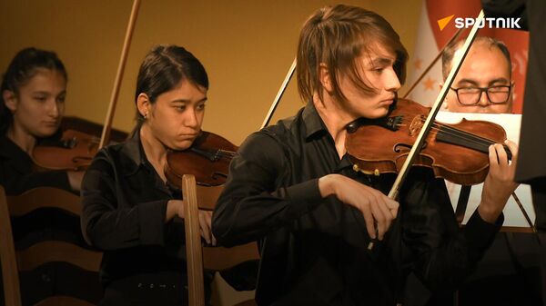 Афганские музыканты дали концерт в Душанбе - Sputnik Таджикистан