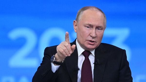 Прямая линия и большая пресс-конференция президента РФ В. Путина - Sputnik Таджикистан
