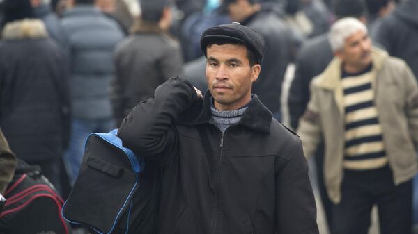 Прибытие поездов из Средней Азии в Москву - Sputnik Таджикистан