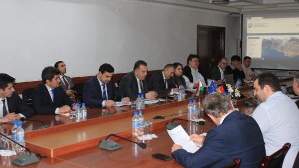Встреча партнеров, участвующих в строительстве гидроэлектростанции Себзор - Sputnik Таджикистан