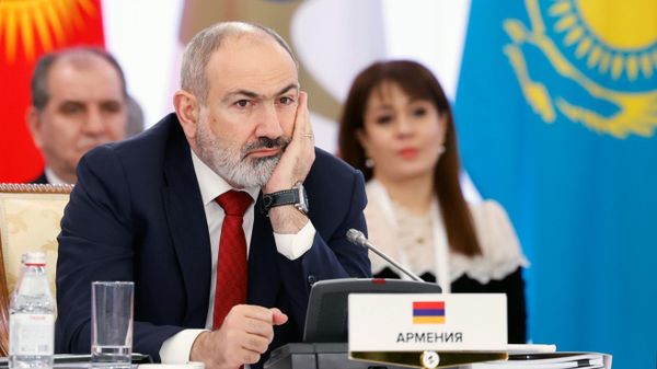 Премьер-министр Армении Никол Пашинян - Sputnik Таджикистан