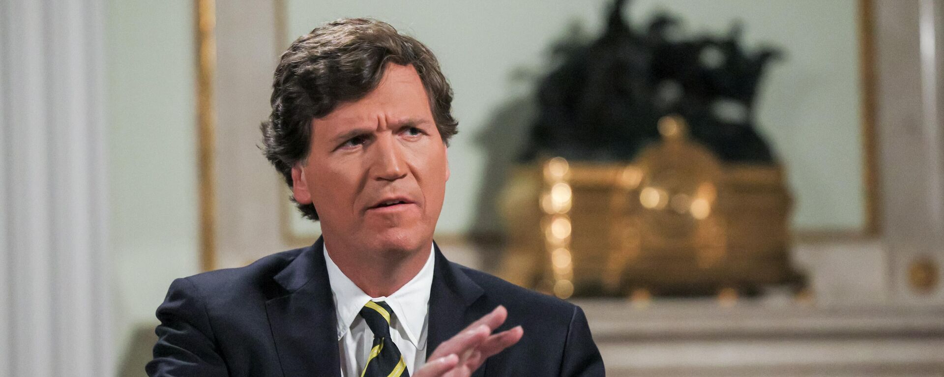 Американский журналист, основатель видеоплатформы Tucker Carlson Network Такер Карлсон - Sputnik Тоҷикистон, 1920, 10.04.2025