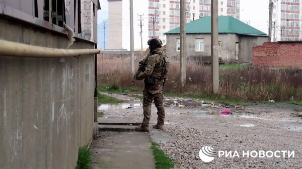 НАК опубликовал видео с места проведения контртеррористической операции в Дагестане - Sputnik Таджикистан
