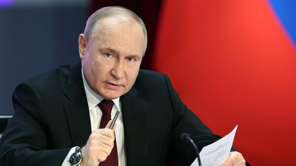 Президент Владимир Путин принял участие в ежегодном расширенном заседании коллегии МВД - Sputnik Таджикистан