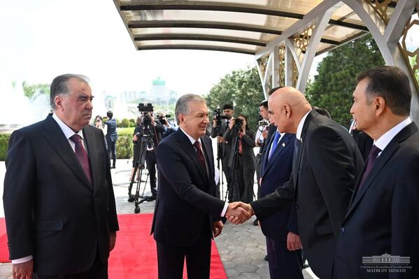 Во Дворце Нации в Душанбе состоялась официальная церемония встречи. - Sputnik Таджикистан