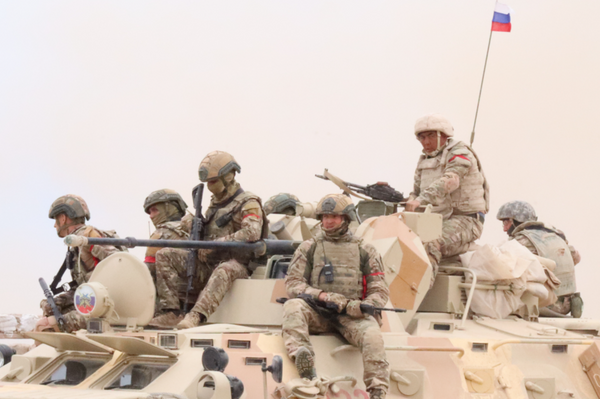 Совместное двухстороннее учение вооруженных сил России и Таджикистана.  - Sputnik Таджикистан