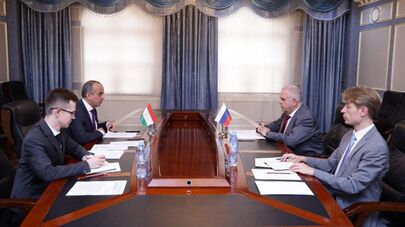 Встреча с Послом России в Таджикистане С. Григорьевым в Министерстве иностранных дел