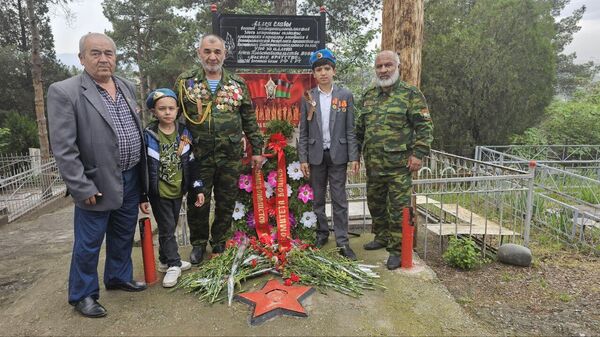 В Душанбе воины-интернационалисты провели памятный митинг по случаю Дня Победы - Sputnik Тоҷикистон
