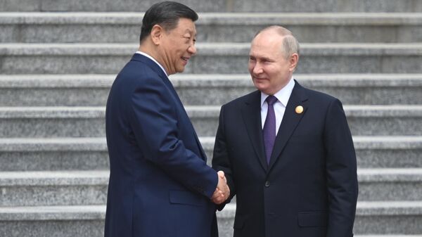 Президент РФ Владимир Путин прибыл в Китай с официальным визитом  - Sputnik Тоҷикистон