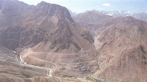 Место для добычи руды в Согдийской области. Архивное фото  - Sputnik Таджикистан