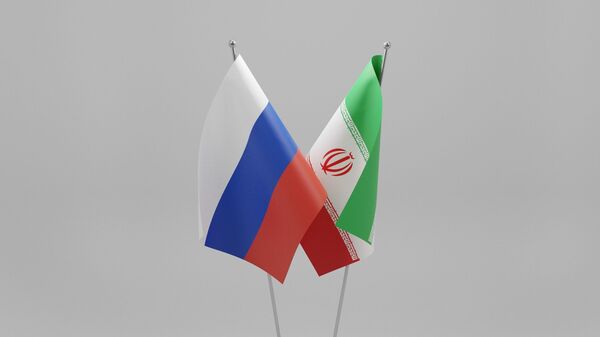 Флаги Ирана и России  - Sputnik Таджикистан