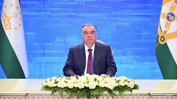 Президент Таджикистана Эмомали Рахмон поздравил народ республики с наступающим праздником Иди Курбон - Sputnik Таджикистан