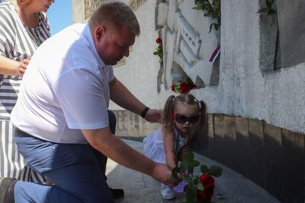 В Худжанде почтили память погибших в годы Великой Отечественной войны - Sputnik Таджикистан