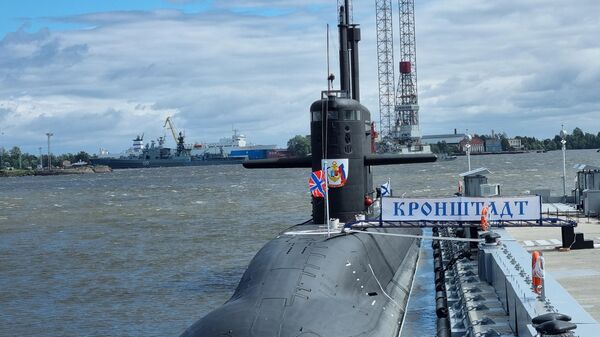 Подводная лодка Кронштадт  - Sputnik Таджикистан