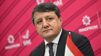 Министр промышленности и новых технологий Таджикистана Шерали Кабир
