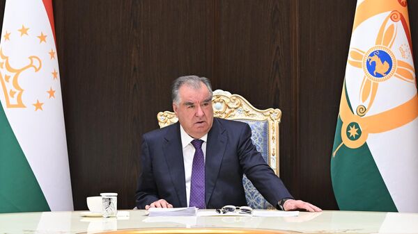 Президент Таджикистана Эмомали Рахмон произвел кадровые назначения - Sputnik Тоҷикистон