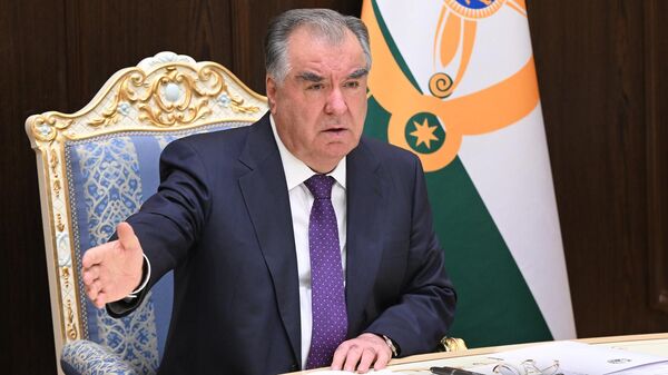 Президент Таджикистана Эмомали Рахмон произвел кадровые назначения - Sputnik Таджикистан