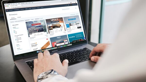 Электронная торговля в интернете. - Sputnik Тоҷикистон