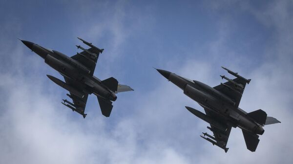 Истребители F-16 в украинской армии. - Sputnik Тоҷикистон