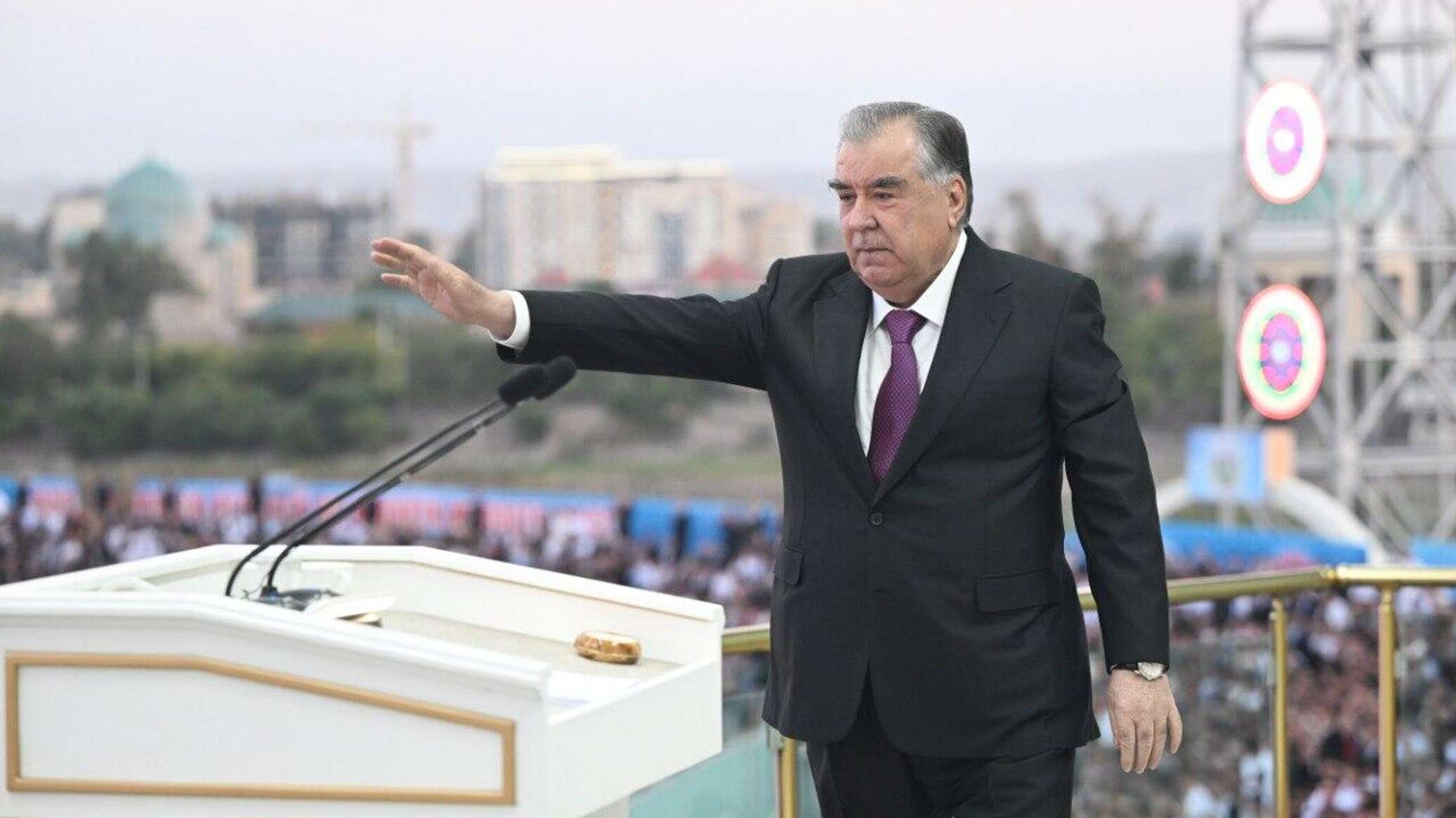 Шоу бизнес новости на сегодня 2024 год. Шоу бизнес. Шоу бизнес новости на сегодня 2024 год. Шоу бизнес новости на сегодня 2024 год. Скандалы шоу бизнеса.