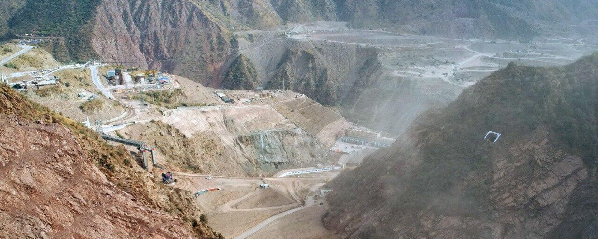 Работы на плотине Рогунской ГЭС. Архивное фото - Sputnik Таджикистан, 1920, 02.02.2026