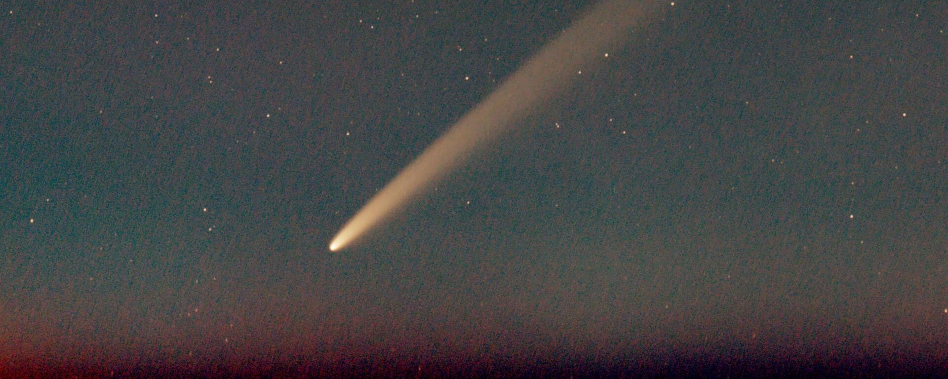 Комета C/2023 A3 Цучиншань-AТЛАС 28 сентября 2024 года, вид с Крита  - Sputnik Тоҷикистон, 1920, 30.09.2024