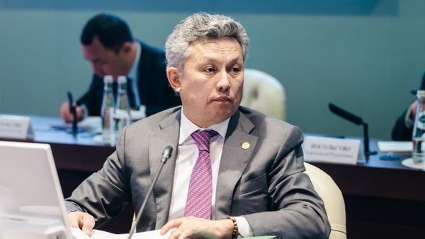 Министр ЕЭК по экономике и финансовой политике Бахыт Султанов - Sputnik Тоҷикистон