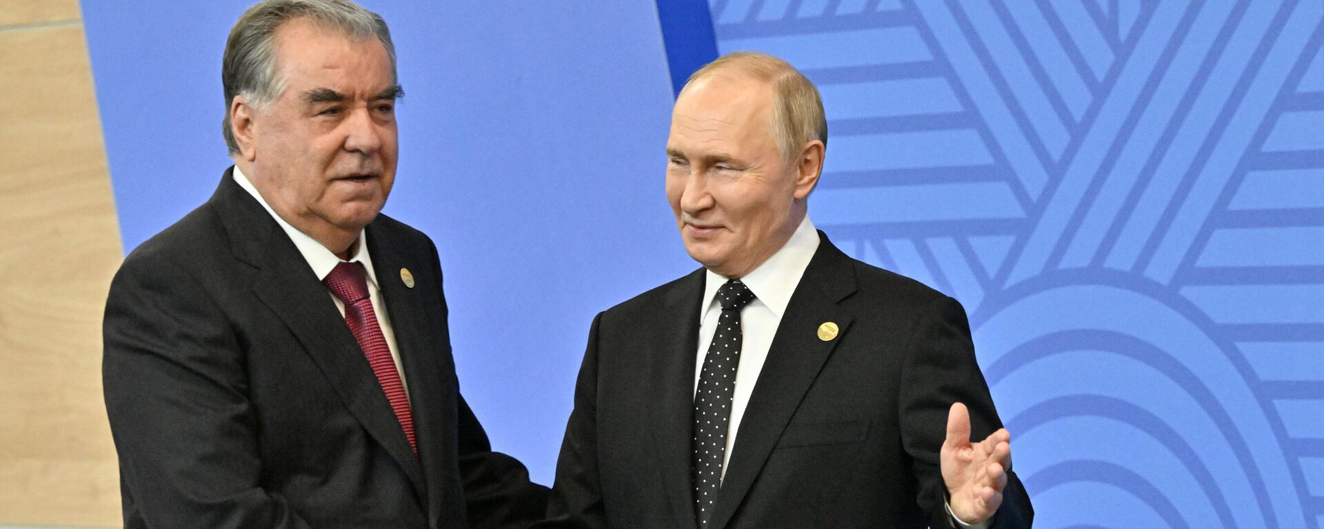 XVI саммит БРИКС. Церемония официальной встречи президентом РФ В. Путиным глав делегаций стран БРИКС - Sputnik Таджикистан, 1920, 16.03.2025